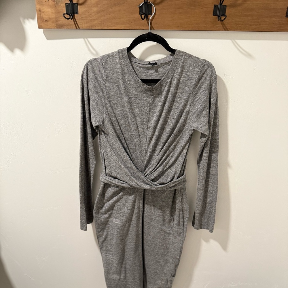 Monrow Gray Long Sleeve Dress with Elegant Twist